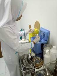 Laboratorium D3 Kebidanan UNS